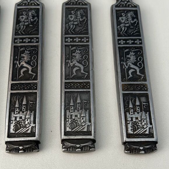 Nasco Crusader Stainless Steel Knives Medieval Set of 6 - Picture 2 of 6